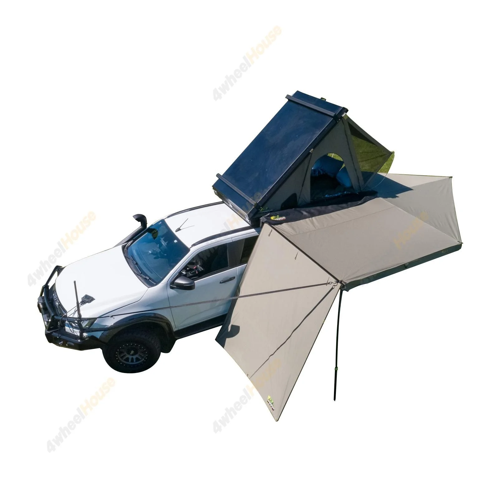 Setting up a 4WD awning is quick and easy. Most designs allow for a straightforward, single-person setup. In just a few minutes, you can set up a sturdy and reliable shelter.